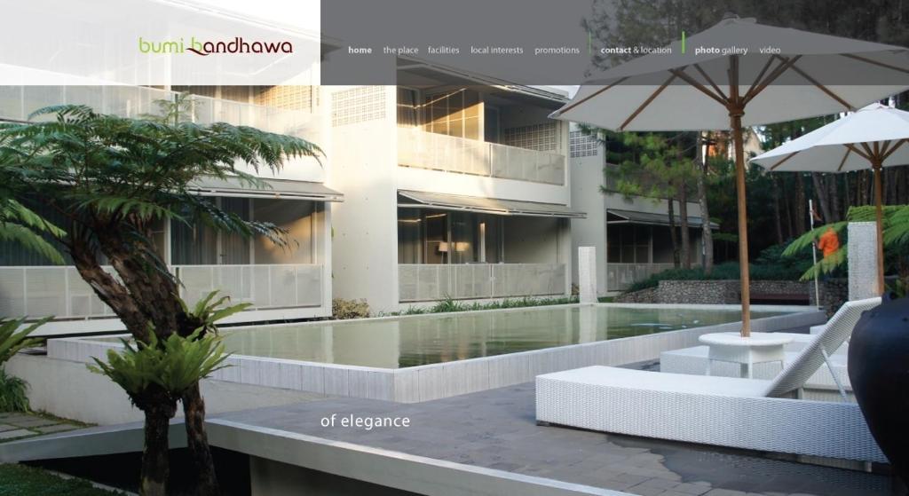 Bumi Bandhawa Hotel Bandung Exterior photo